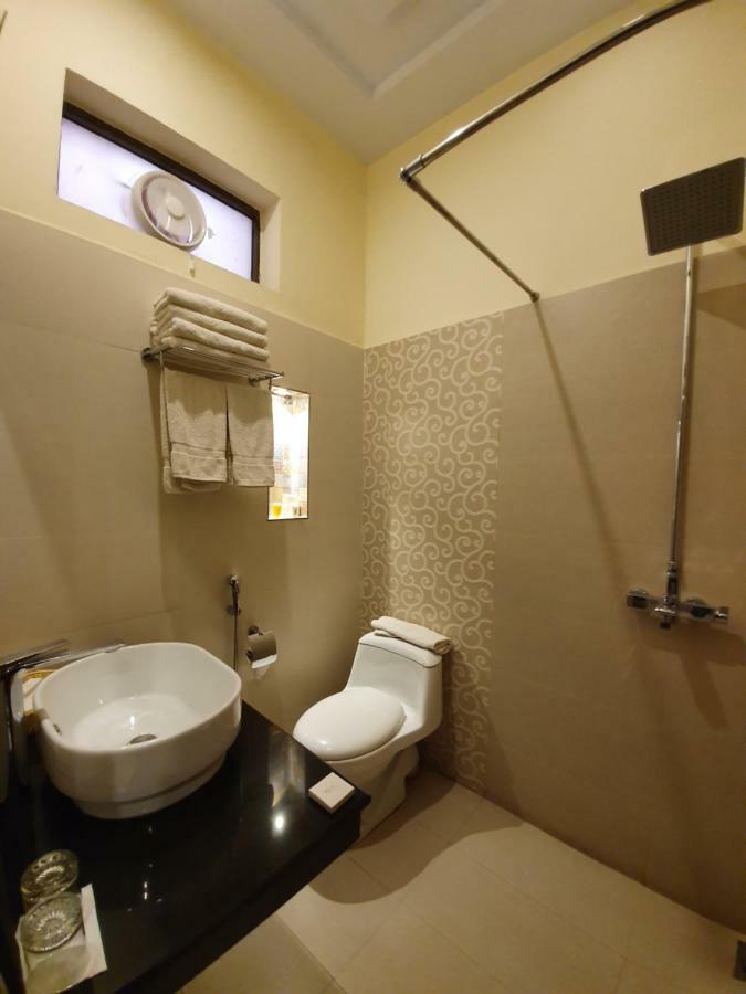 S Chalet Multan Rum bild
